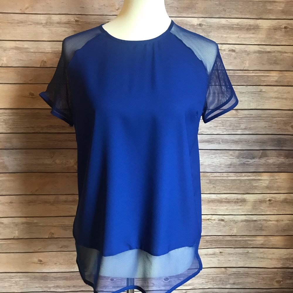 Short sleeve blouse